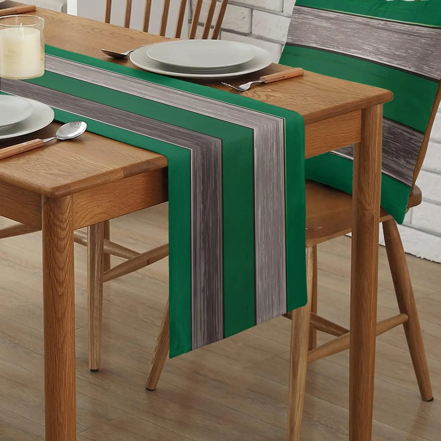 Forest Green Brown Farmhouse Retro Rustic Barn Wood Texture Table Runner, Non-Slip Party Kitchen Dining Table Decor