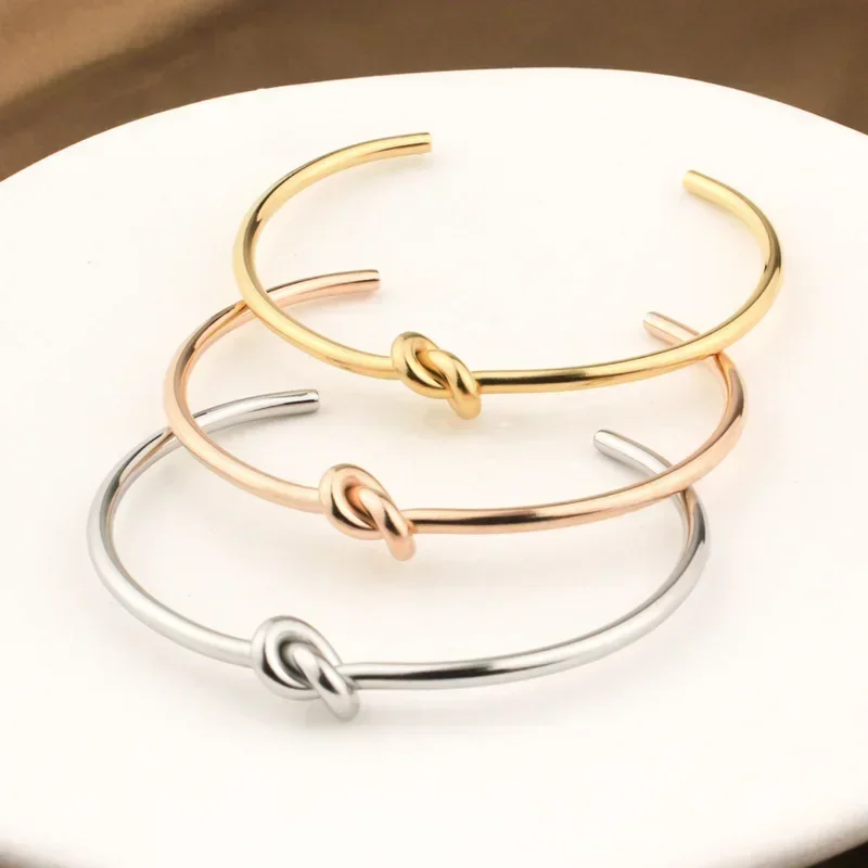 Simple Summer Fashion Knot Bracelet 3mm Wide Stainless Steel Personalized Bracelet Knot Design Jewelry Accessories Creative Gift