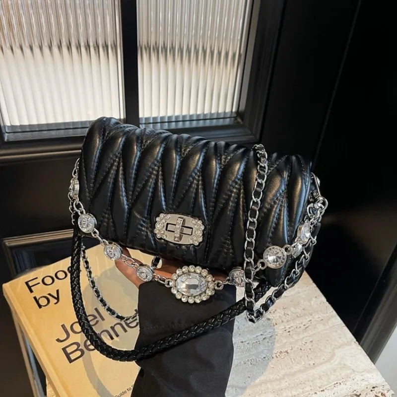 

Minimalist Luxury Leather Diaper Bag For Women Large Capacity Elegant Commuter Shoulder Bag Vintage Designer Paris Fashion Style