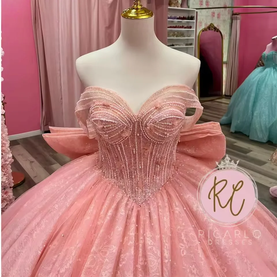 فساتين Charro Quinceanera الوردية ثوب الكرة قبالة الكتف الدانتيل مطرز المكسيكي الحلو 16 فساتين 15 Anos مخصصة #4