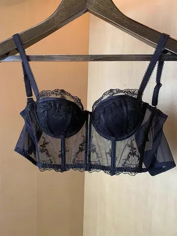 Women's Lace Bras Top Comfortable Black Bralette Victoria Secret Sexy Lace Lingerie Underwear Adjustable Lingerie Seamless Bra