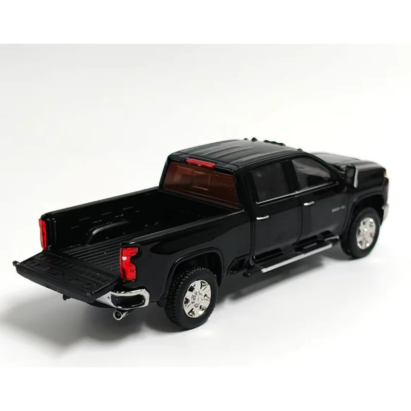 Smallcar Diecast 1/64 Maßstab Silverado Pickup-Truck Legierung Automodell Spielzeug Sammlerstück Dekoratives Ornament
