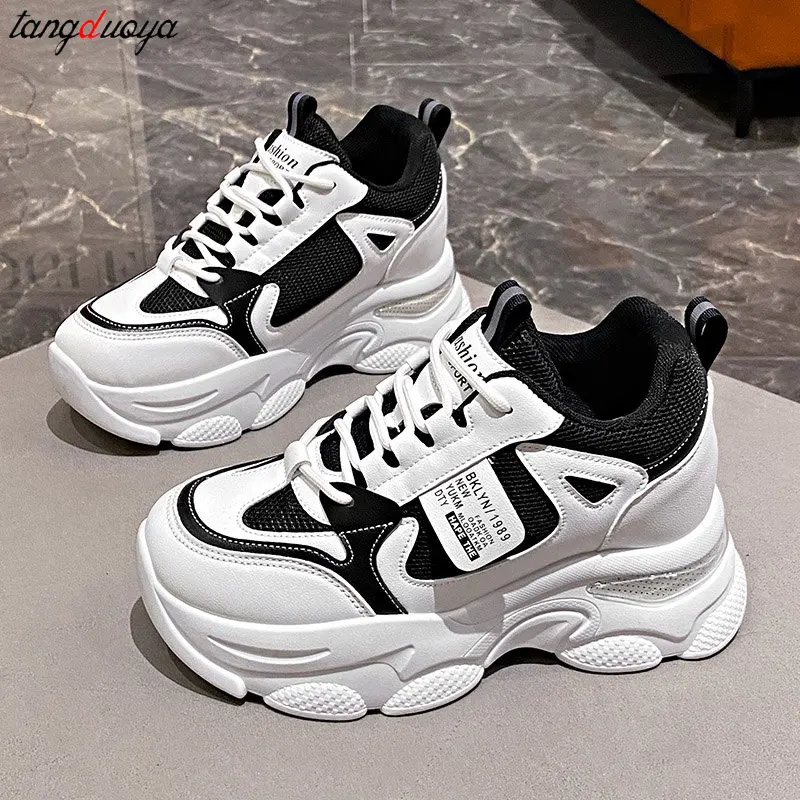 White Sports Shoes Women Spring Autumn Thick Bottom Ultra-light sneakers Casual Shoes Woman comfort Breathable Running Shoes