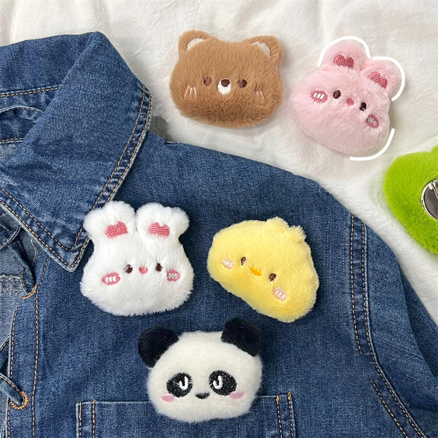 Cute Cartoon Plush Bear Frog Chicken Rabbit Panda Brooch For Girl Clothes Badge Pins Backpacks Pendant Decoration Accessories