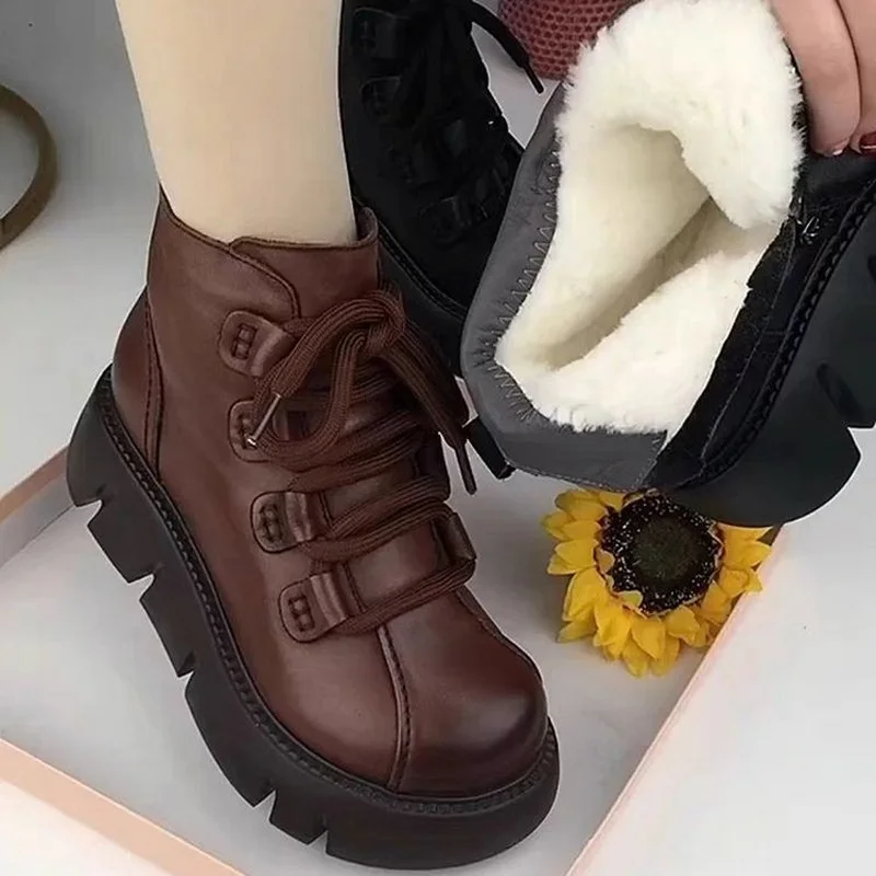 Winter Anti-Slip Women & Girls Snow Boots Thick-Soled Warm Female Antiskid Soft Leather Shoes With Plush Size 35-40