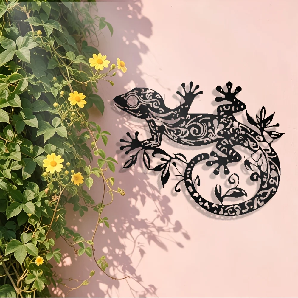 Floral gecko metal wall art, ornate lizard iron wall decor, patterned gecko silhouette wall sculpture
