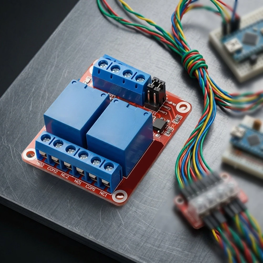 12V 4-Channel Relay Module with Optocoupler Isolation for Use in Motor Control Lighting Systems and Sensor Interfaces