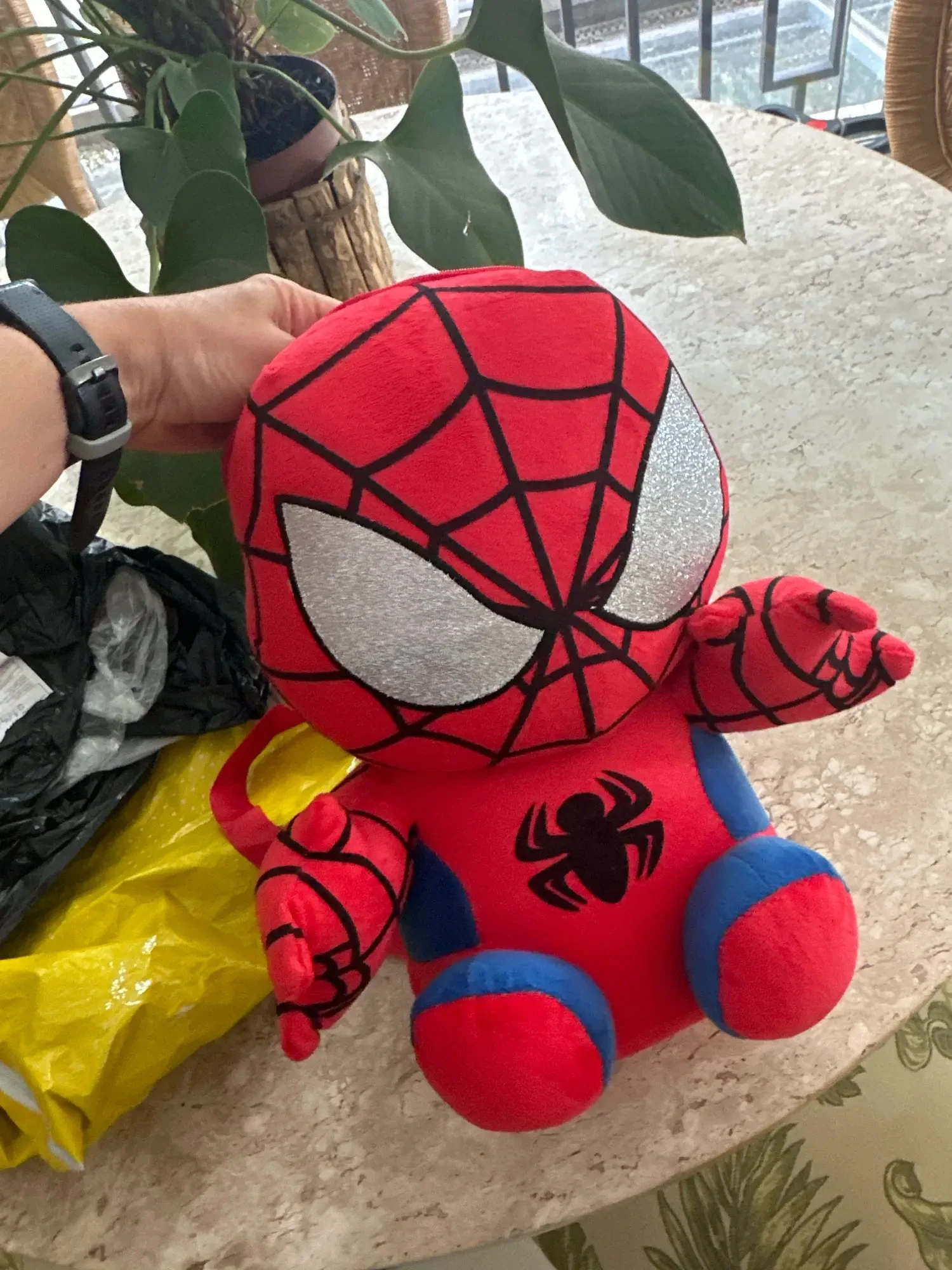 Spider Man Pluszowy plecak dla dzieci Kawaii Cute Anime Cartoon Kindergarten Travel Outdoor Bag Plush Doll Kid Birthday X-mas Gifts