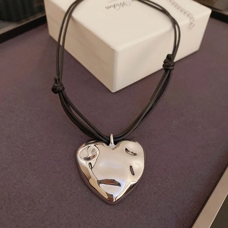 Unique Twisted Drawstring Necklace Versatile Rope Necklace Stylish Accessory Heart Pendant Necklace for Party Daily Wear image 5