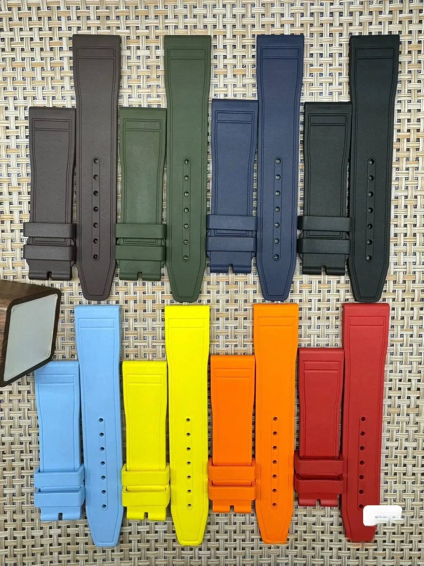 New Quick Release 20mm FKM Rubber Watchband For IWC Strap Pilot Portofino/Mark xx Watch Band With Rivet