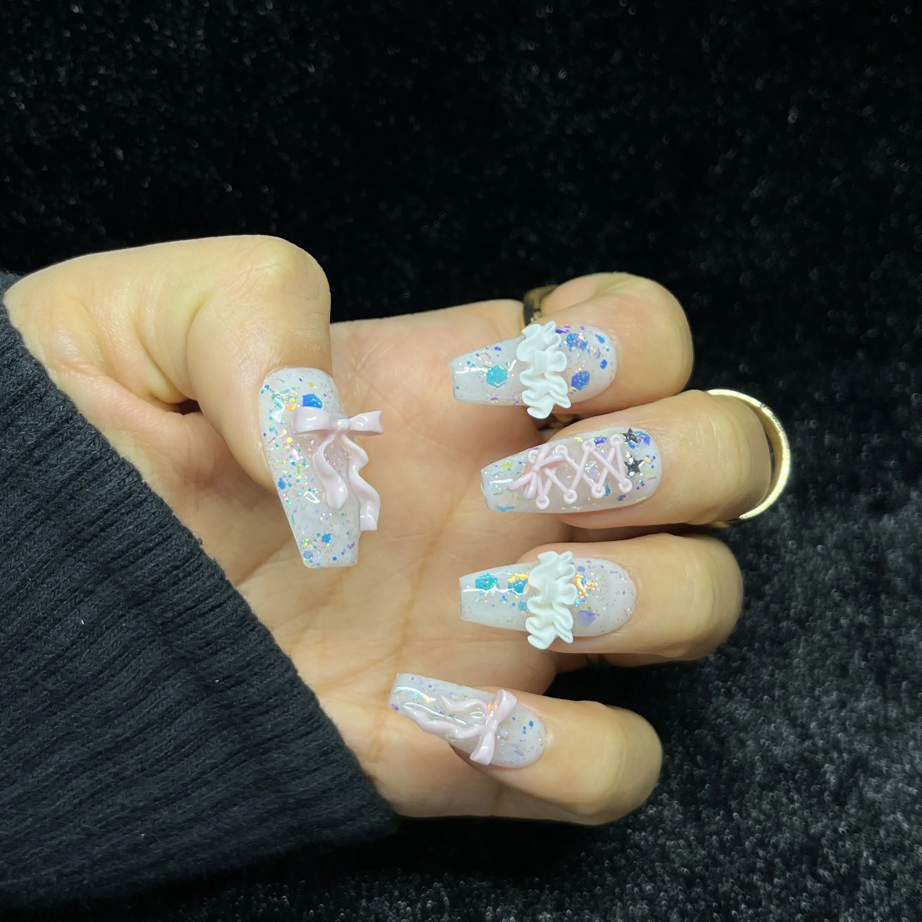 10 Stück handgemachte Nägel zum Aufdrücken, süße 3D-Schleife, Rüschen, langer Sarg, rosa, weiß, glitzernd, Kawaii-Blumen, künstliche Nägel, Acryl für Frauen