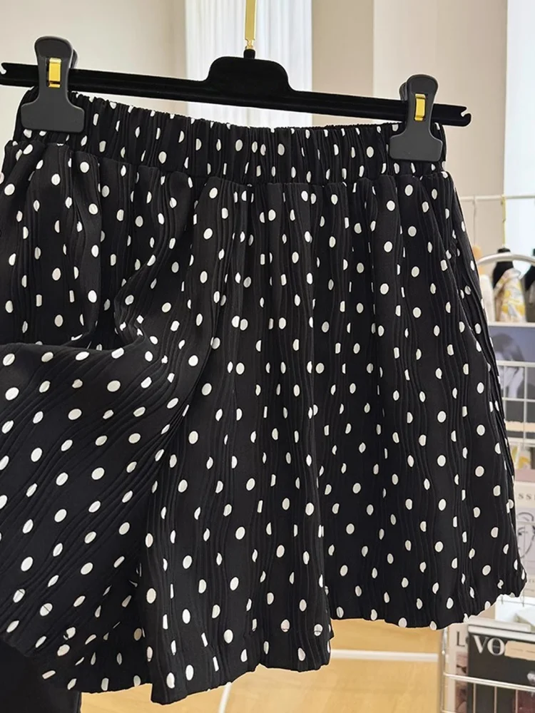 Spódnico-spodnie damskie w grochy z szyfonu, codzienne, letnie, nowość 2025, plus size, z wysokim stanem, wyszczuplające, w kształcie litery A, z szerokimi nogawkami.