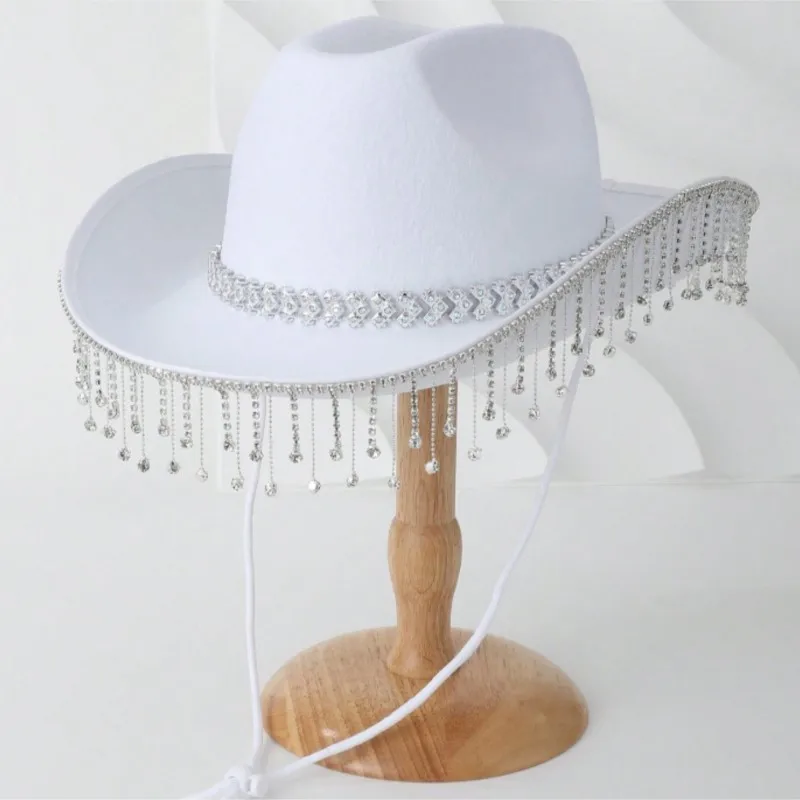 A gender-neutral hat with simple water tassel design for wedding balls