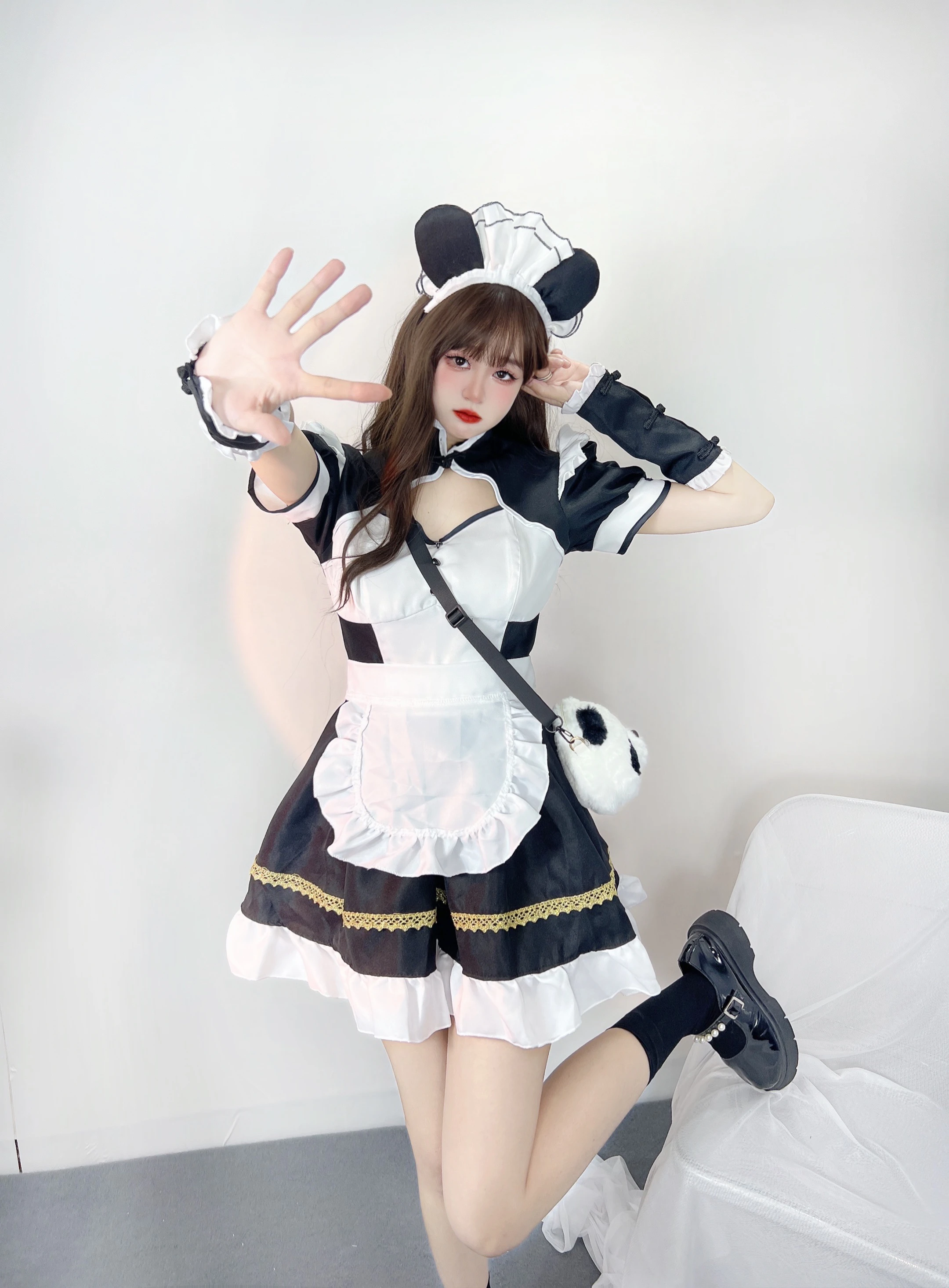 

Sexy Woman Cute Panda Lolita French Cosplay Maid Temptation Uniform Costume Adult Halloween Carnival Stage Party Maid Dress Set