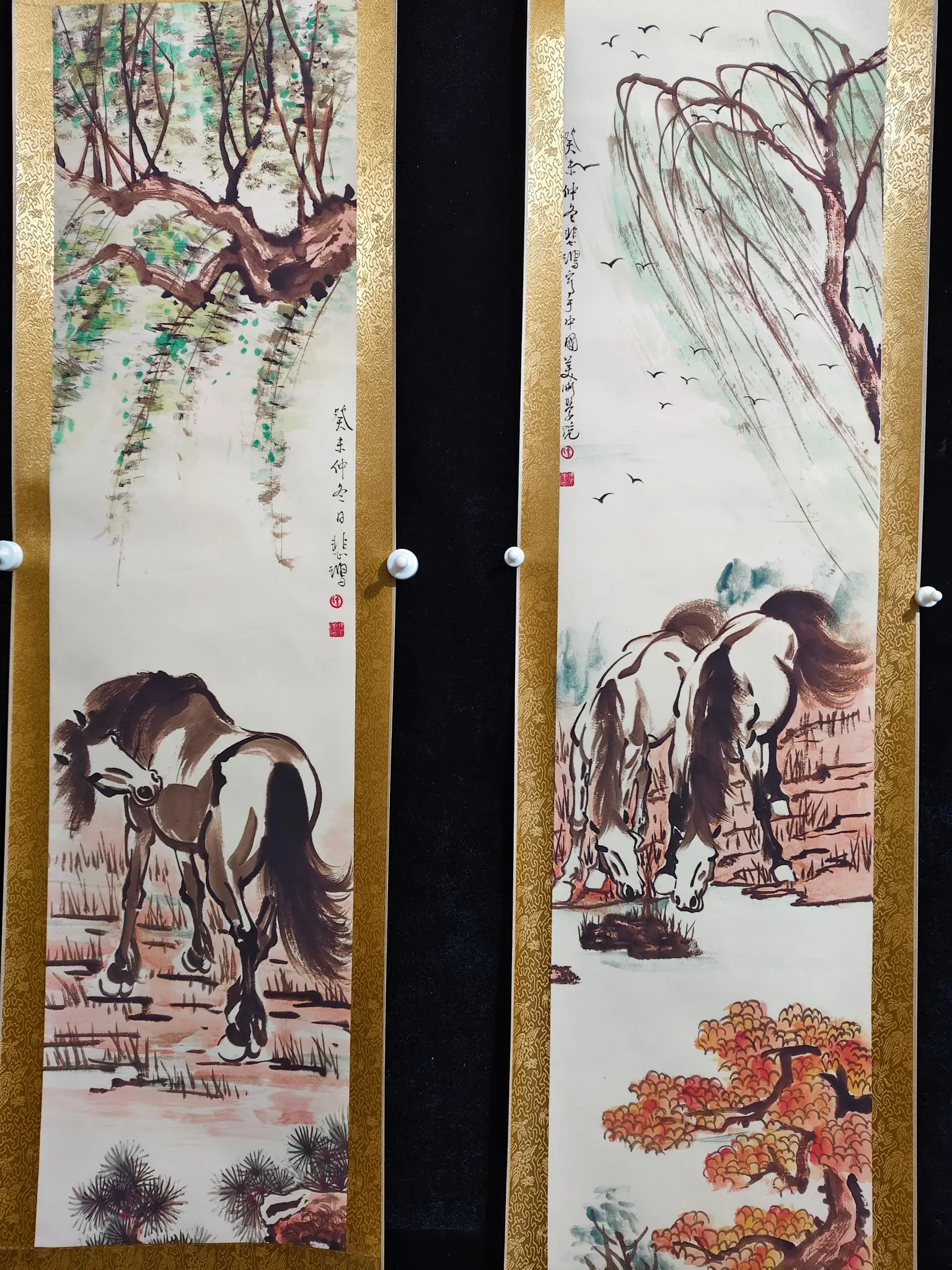 Old Chinese hand-painted long scroll,Running horse Painting Scroll,4 pieces/pack,#02, free shipping#202501-206