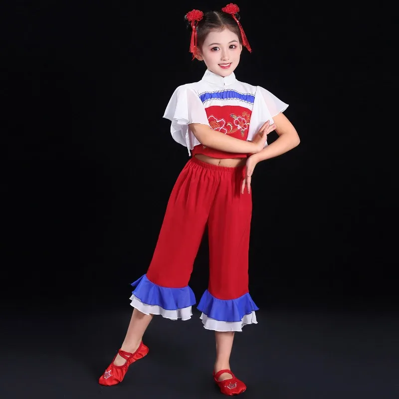 2026 new June 1st children's yangko costume, ethnic fan dance, drum costume, red festive start performance costume