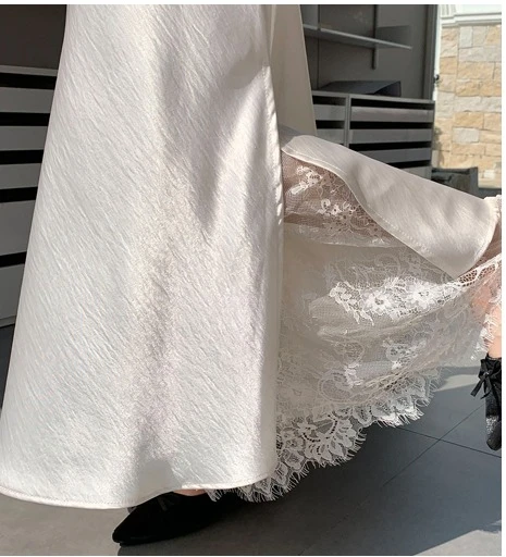 2026 Sommer Herbst Neuer Schlanker Hochwertiger Modischer Halbrock Eleganter Spitzenbesatz Satin Seitenschlitz Damen Midi-Rock – Detail 4