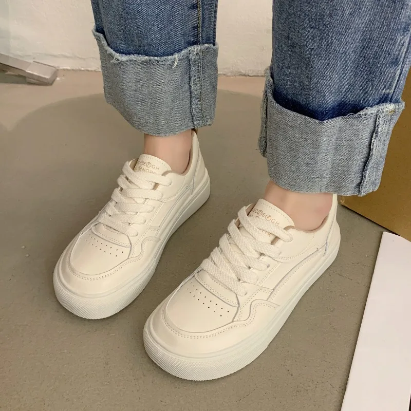 Womens Sports Shoes 2025 New Style Fashion Lace-up Design Women's White Shoes Non-slip Thick-soled Women's Outdoor Walking Shoes