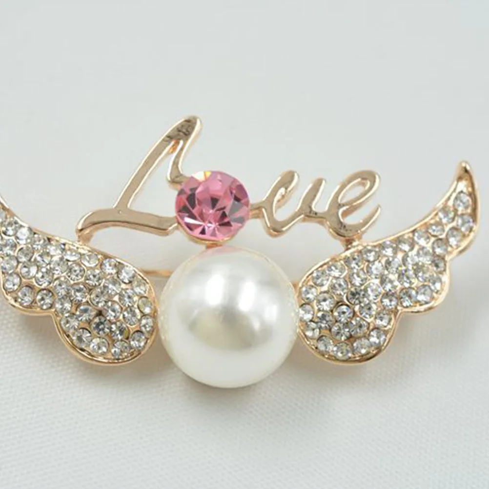 

Angel Wing Rhinestone Pearl Brooch Creative Love Lapel Pin Valentines Day Wedding Party Mothers Day Gift Accessories