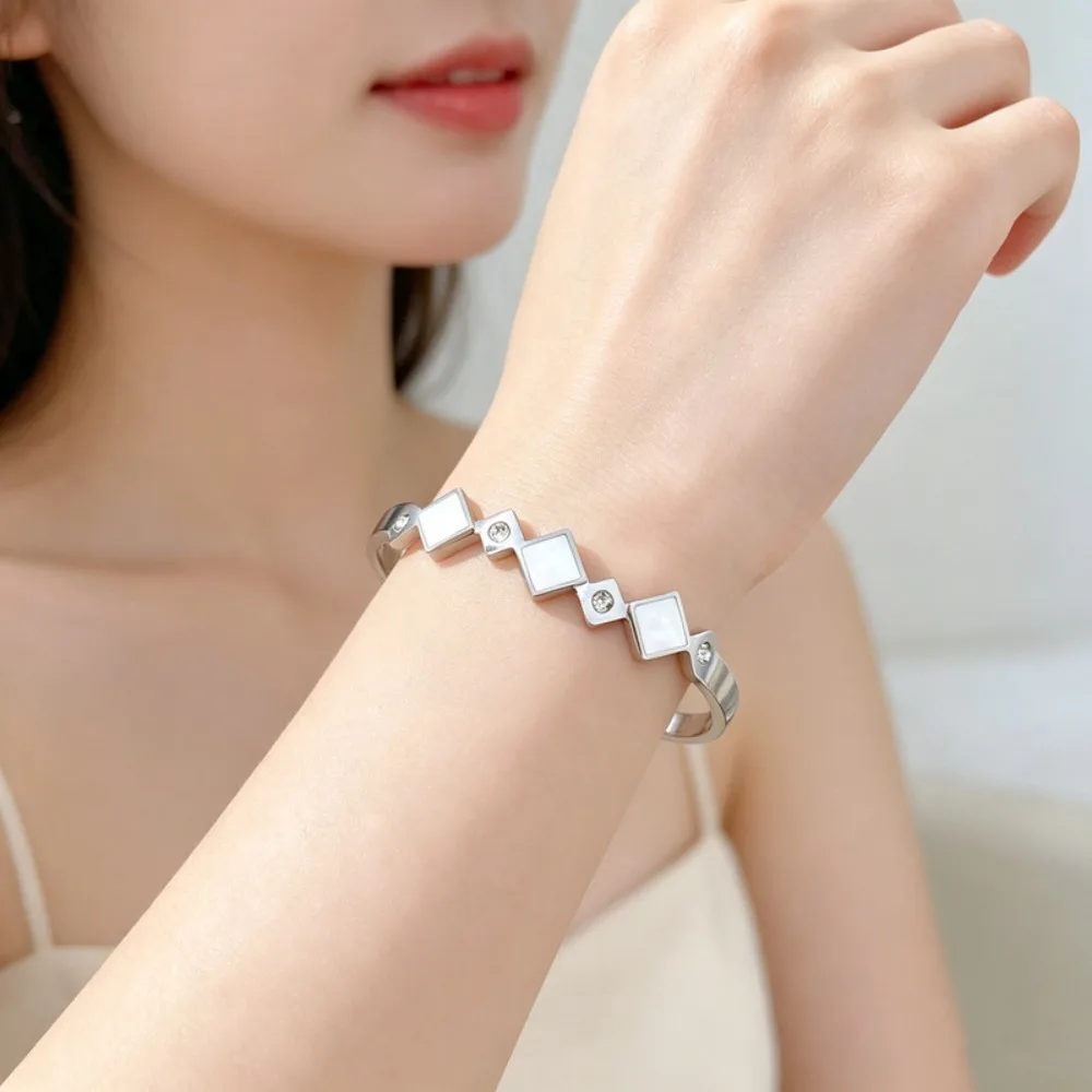 Minimalism Stainless Steel Zigzag Mother of Pearl Open Bangles Rhombic Shell Zircon Adjustable Bracelet for Women Trendy Jewelry