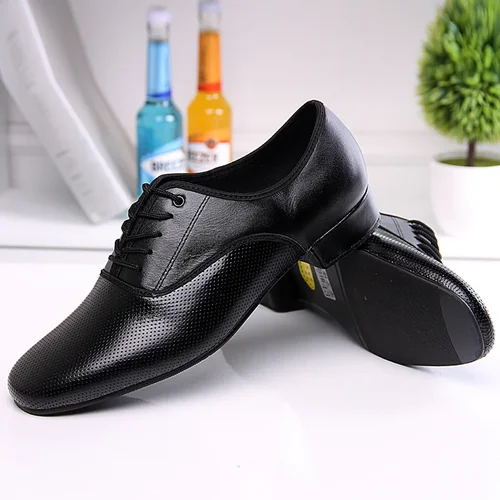 Imagen 1 del producto Zapatos de baile de cuero para hombre, calzado deportivo cuadrado para hombre, zapatos de baile latino suaves para adultos, zapatillas de deporte masculinas de vals modernas con aumento