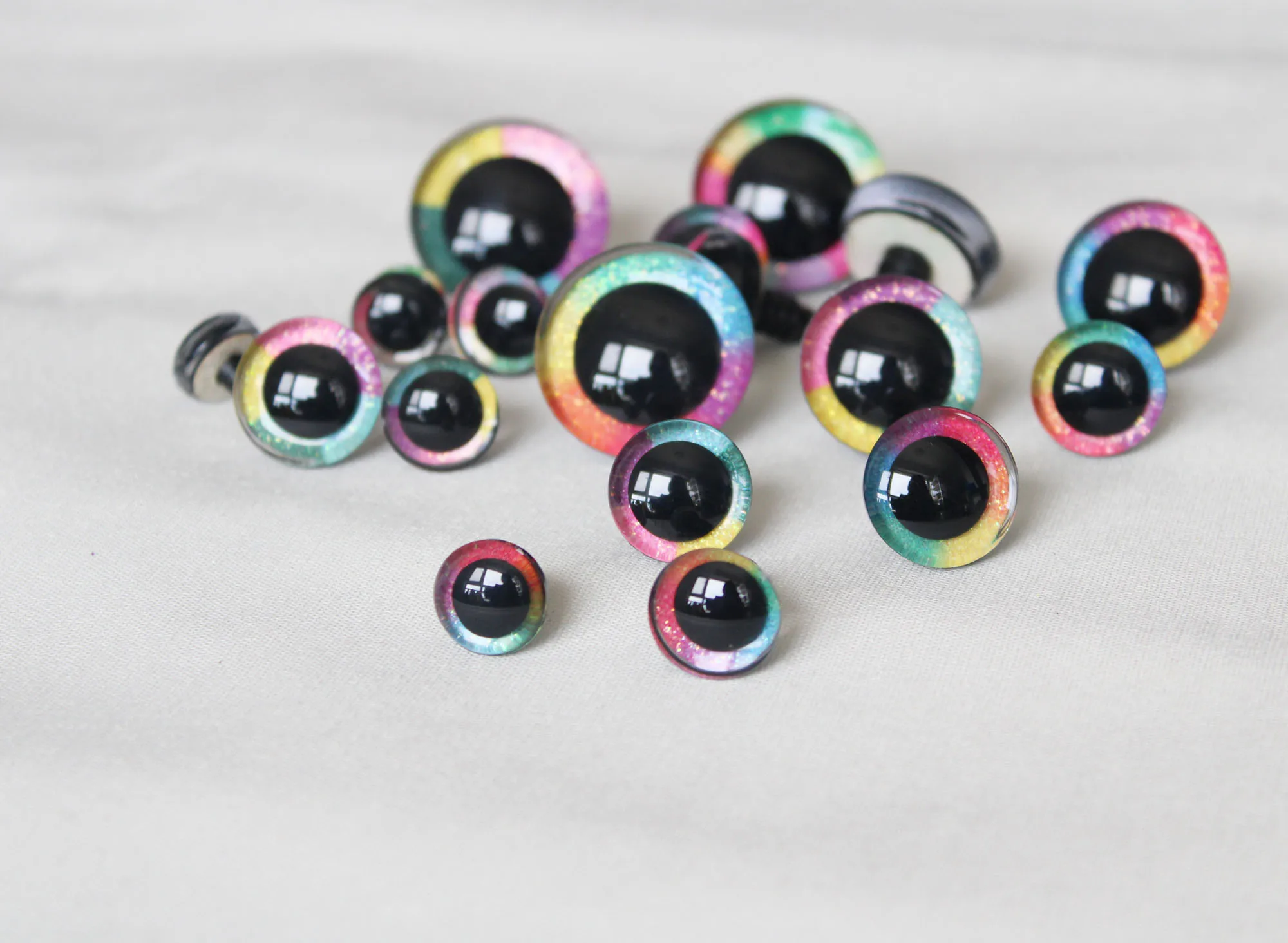 100pcs new 12mm 14-16-18-20-24-30mm-35MM 3D RAINBOW  glitter  toy eyes + washer for woolen diy plush  doll color option--R3