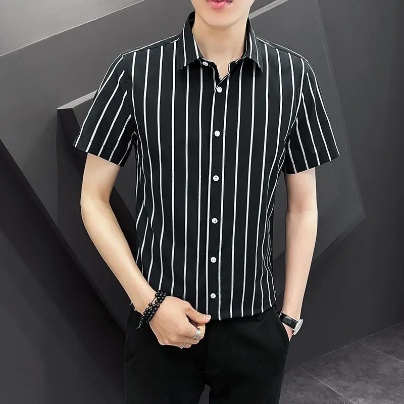 남성용 줄무늬 반팔 셔츠, 라펠 단추 패치워크, 다용도 얇은 상의, 한국 패션 트렌드, 멋진 여름