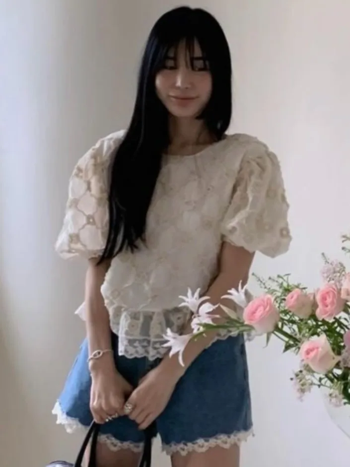 Dongdaemun Ins Recommended Heavy Industry 3d Flower Sweet Anti-aging Versatile Top Chiffon Blouse Commuting Sle V-ne Bubb...