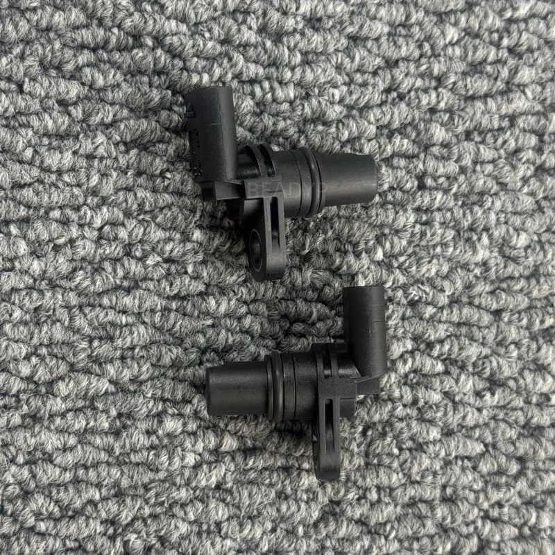 

Car 2.0T Engine Camshaft Position Sensor 3Pins for Audi A4L A6L Q3 CC VW Golf Yeti 06H 905 163A 06H905163B 07L905163A