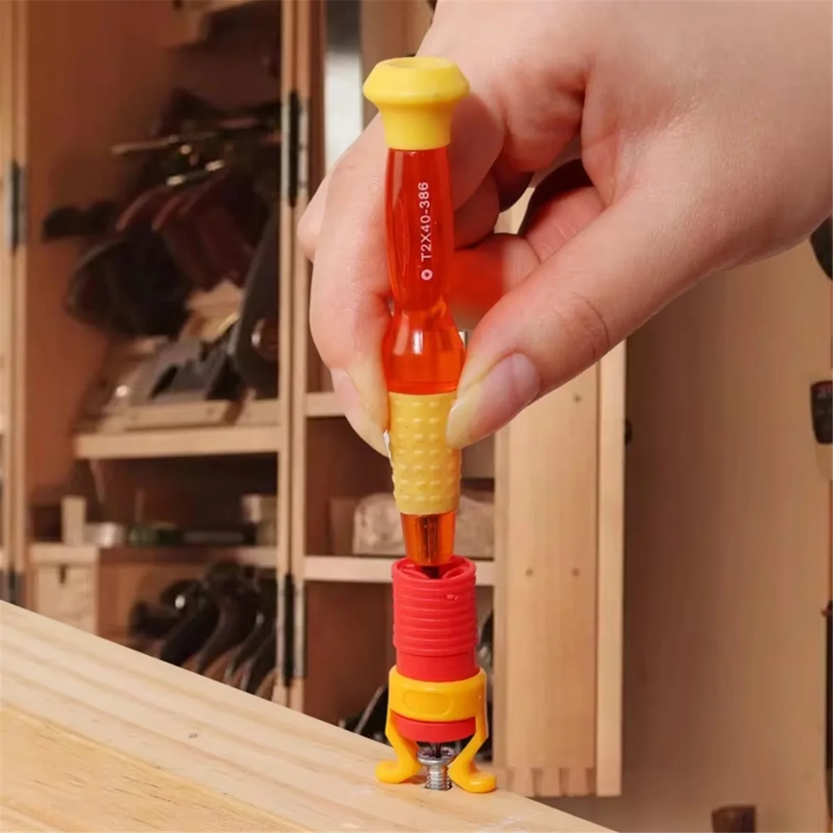 A45I Screw Holder Clamper Screw Fixer Holder Screws Retainers Fixer Fixture Fixed Sleeve Screwdriver Woodworking Drill Tools