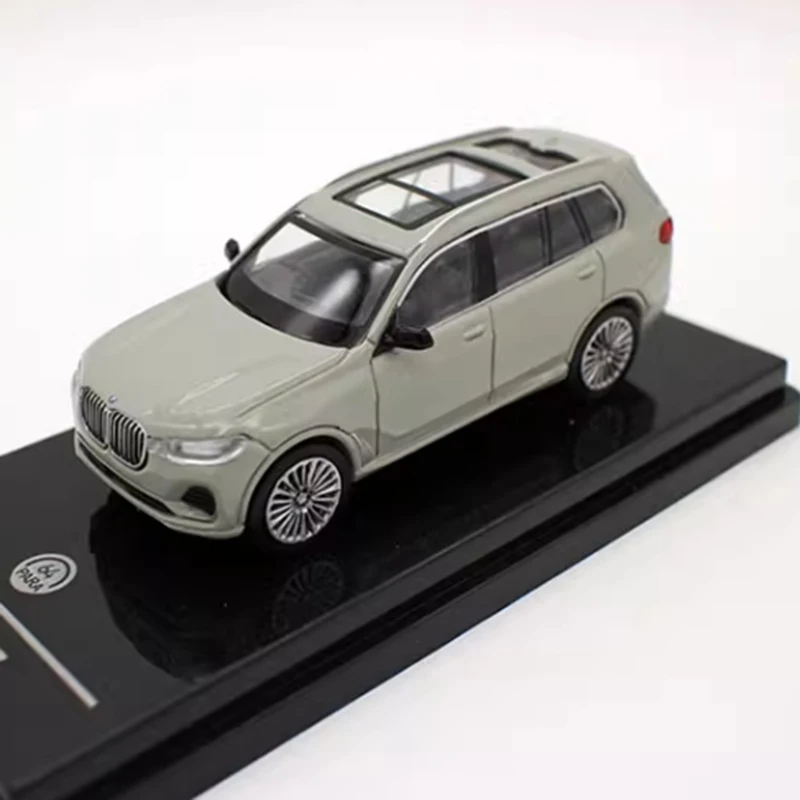 Para64 1:64 مقياس X7 SUV سيارة رياضية سبيكة محاكاة نموذج سيارة مجموعة ثابتة مزينة هدايا العيد اللعب هدية تذكارية