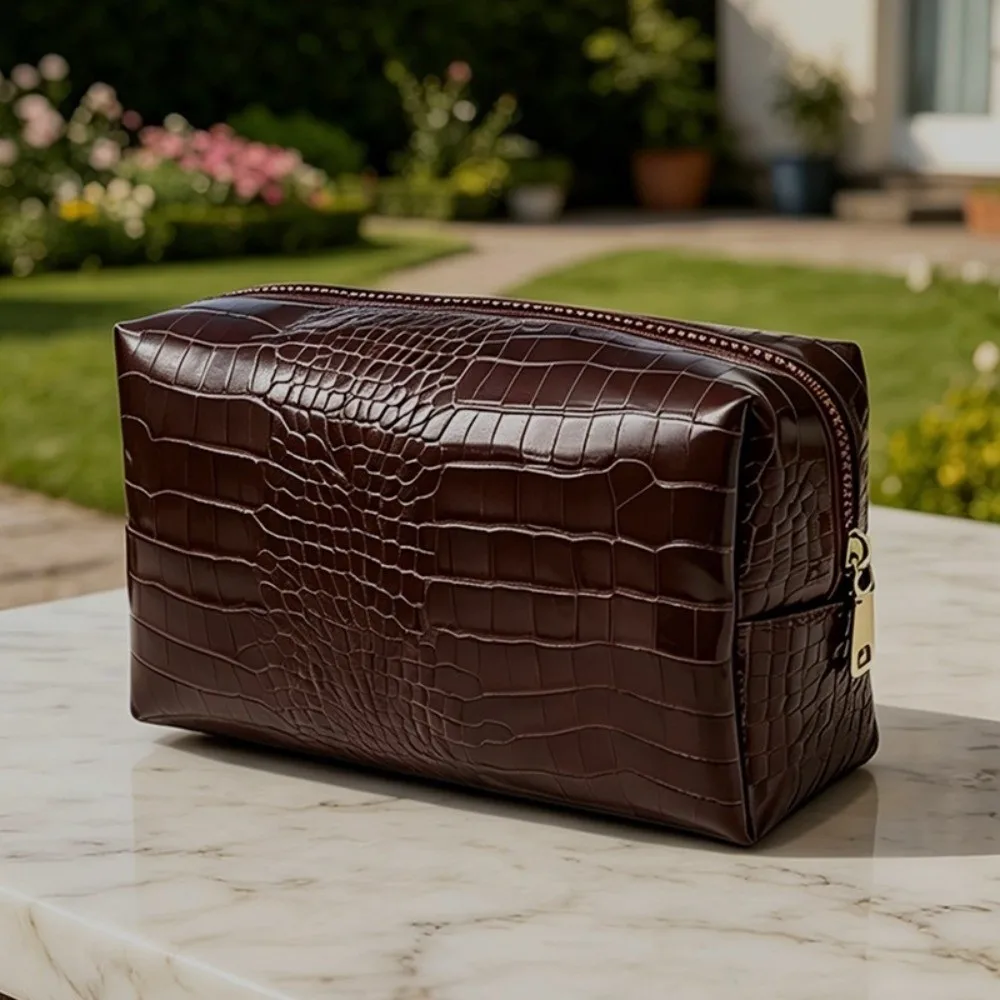 PU-Leder Kosmetiktasche Wasserdicht Große Kapazität Kosmetikbeutel Krokodilprägung Reißverschluss Kosmetiktasche für Reisen – Detail 8