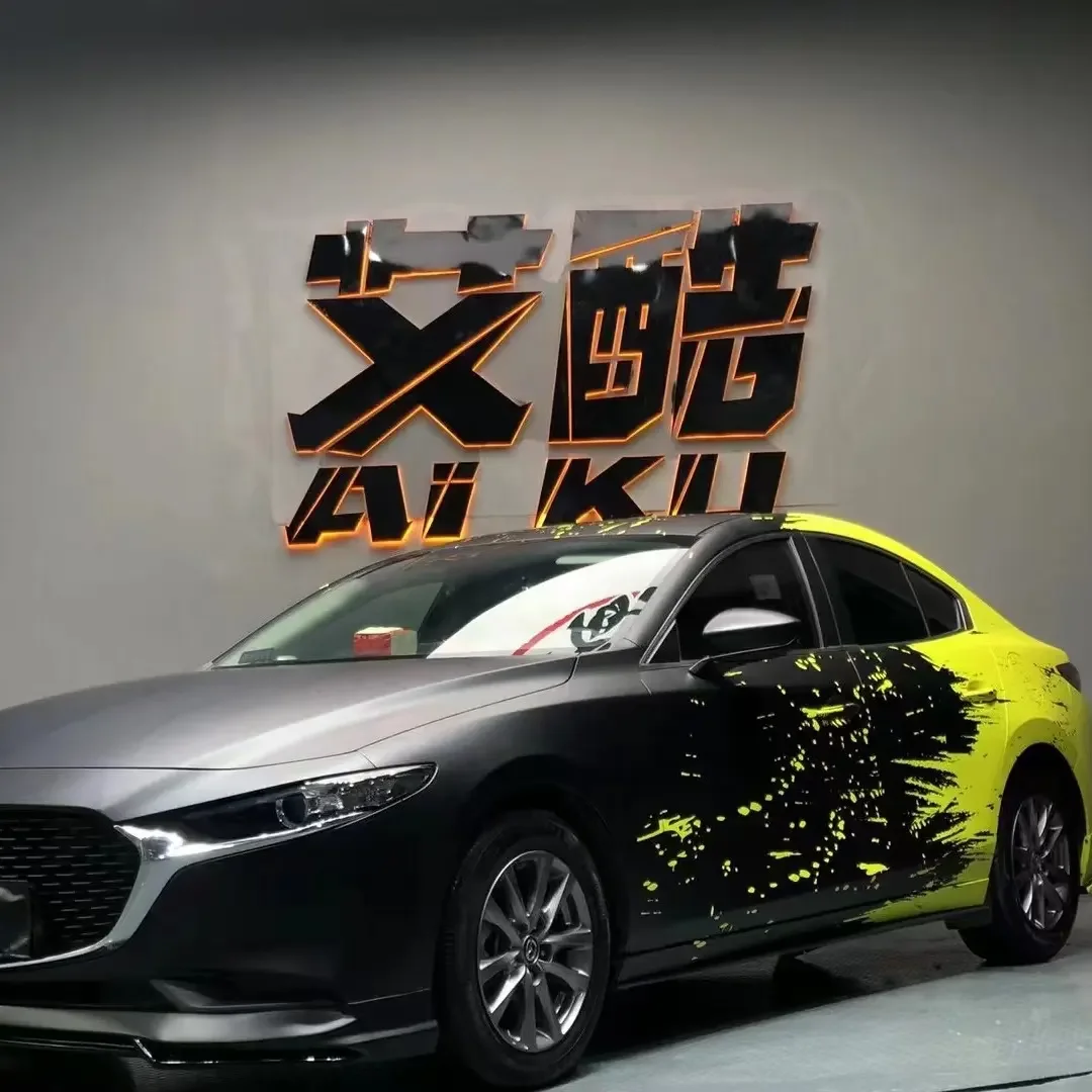 Stiker Vinyl Matte Film Pembungkus Mobil Kustom Holografik Camo Bunglon Hitam dan Kuning