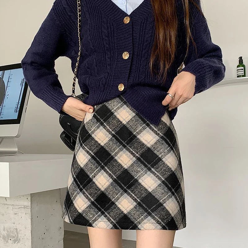 Woolen Plaid Skirt Women A-Line Korean Fashion High Waist Casual Skirts Spring Autumn Tender Basic Design All-Match Soft Skirts