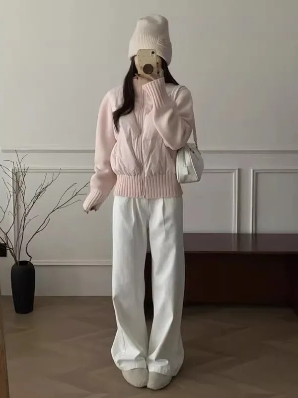 

Модная молодежная зимняя хлопковая куртка для женщин, свободного кроя, с вязаными вставками, воротником-стойкой, розовая, в повседневном стиле, из полиэстера