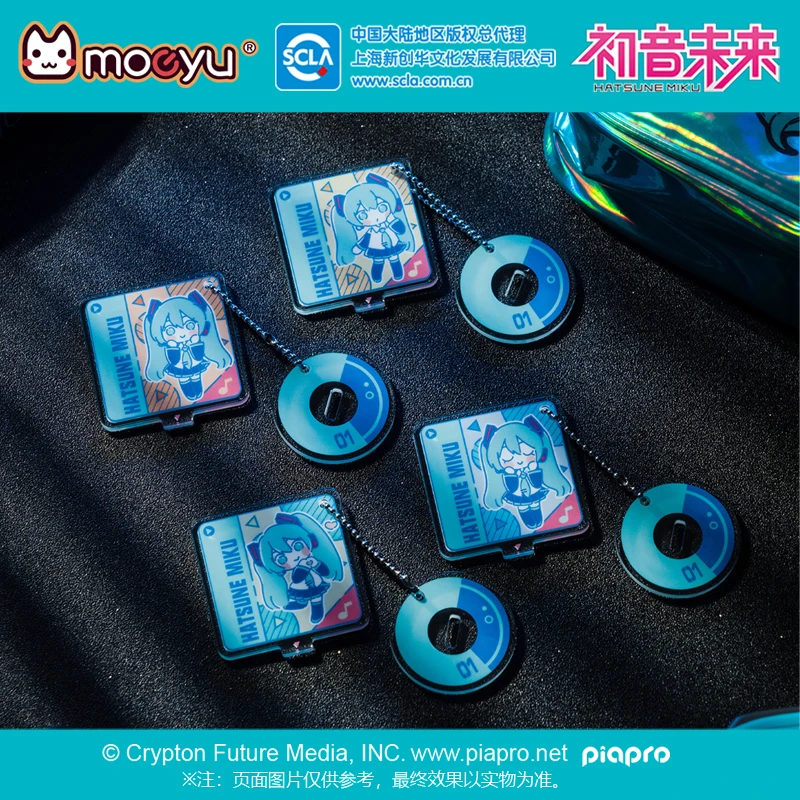 Moeyu Anime Miku Keychain Hanging Pendant Acrylic Key Chain Action Figure Holder CD Styles Kyechains Cartoon