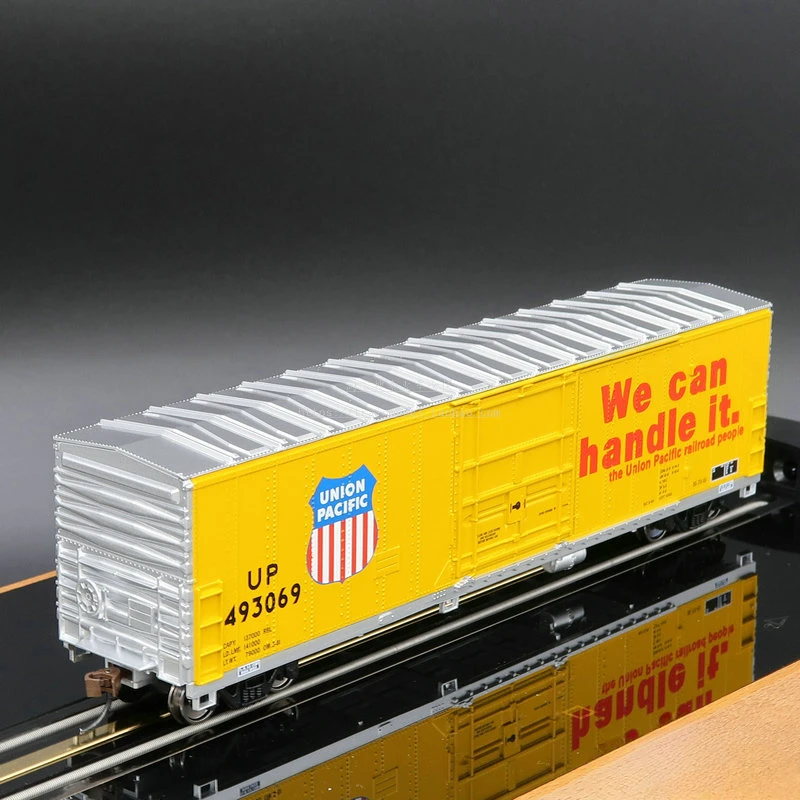 

HO Type 1/87 Train Model WALTHERS 931-1805 UP Lian Tai Boxcar Yellow Freight Carriage Train Toy