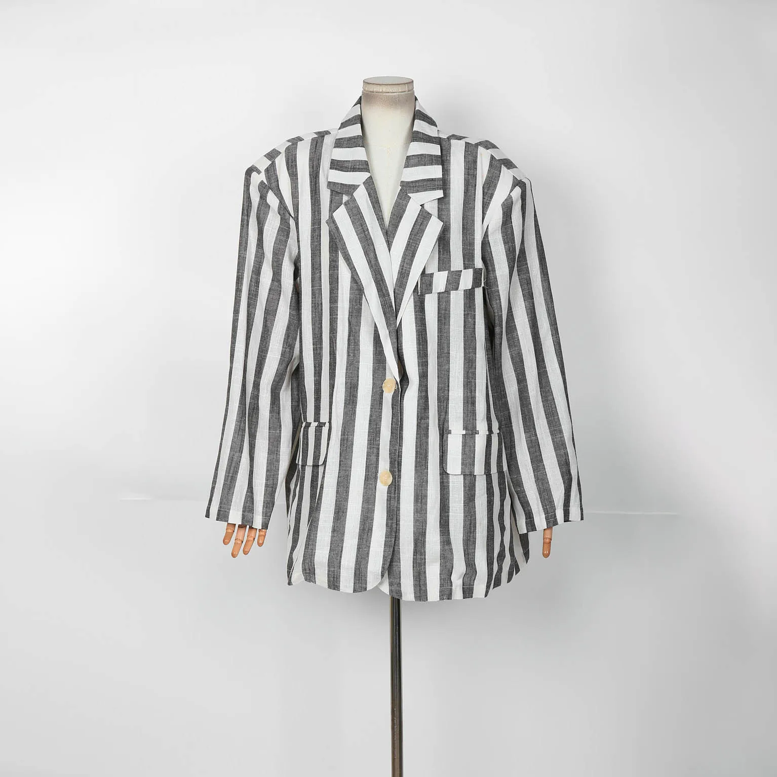 

Women's Spring Blazer 2025 Fashion Black White Striped Lapel Double Button Loose Long Sleeve Vintage Style Coat