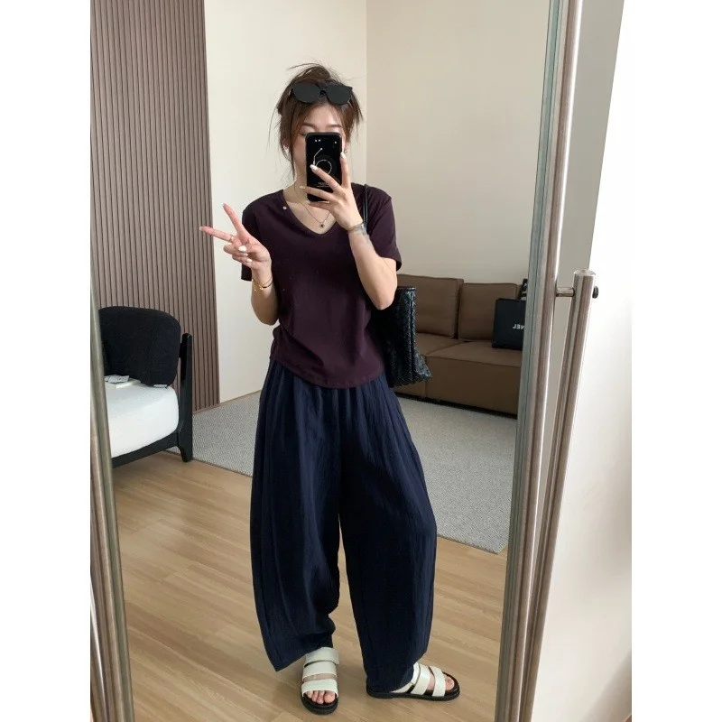 เสื้อครอปผู้หญิงทรงเข้ารูป คอวี แขนสั้น จับจีบเอว ดีไซน์เก๋ สไตล์ลำลอง แมทช์ได้กับทุกชุด สีสันสดใส ดีไซน์ไม่สมมาตร