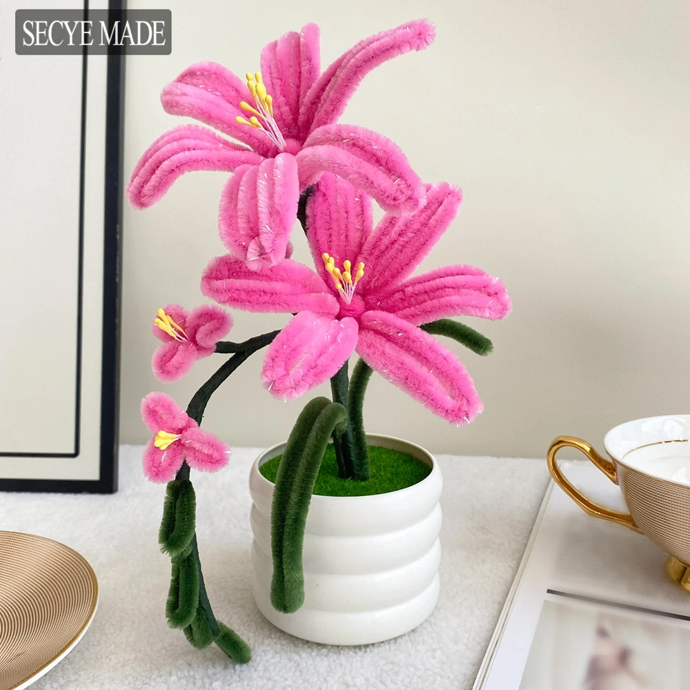 

Simulated Lily Flower Potted Plant Encrypted Chenille Stem Handmade Bonsai Wedding Festive Birthday Gifts Table Centerpieces L42