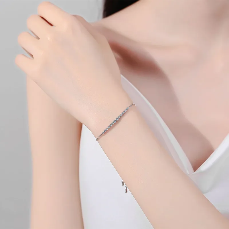 Gelang Pernikahan Anak Perempuan Emas Putih 18K Hari Valentine Wanita 0,24CT Berlian Moissanite PT950 Platinum Hadiah Ulang Tahun Putri Wanita