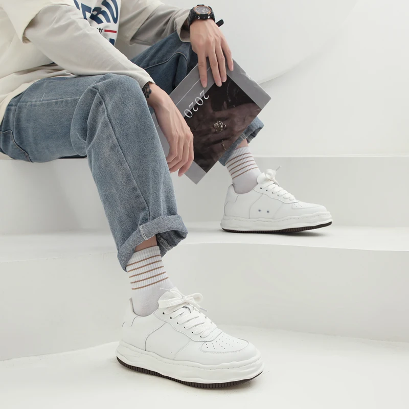 XJXY Sapatos casuais masculinos com aumento de altura invisível, calçados esportivos leves que aumentam a altura