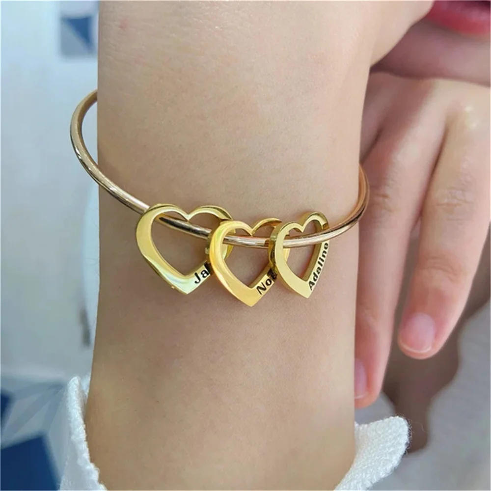 Customized Engraving Name Heart Pendant Bangles for Women Personalized Stainless Steel Bracelet Jewelry Girlfriend Birthday Gift