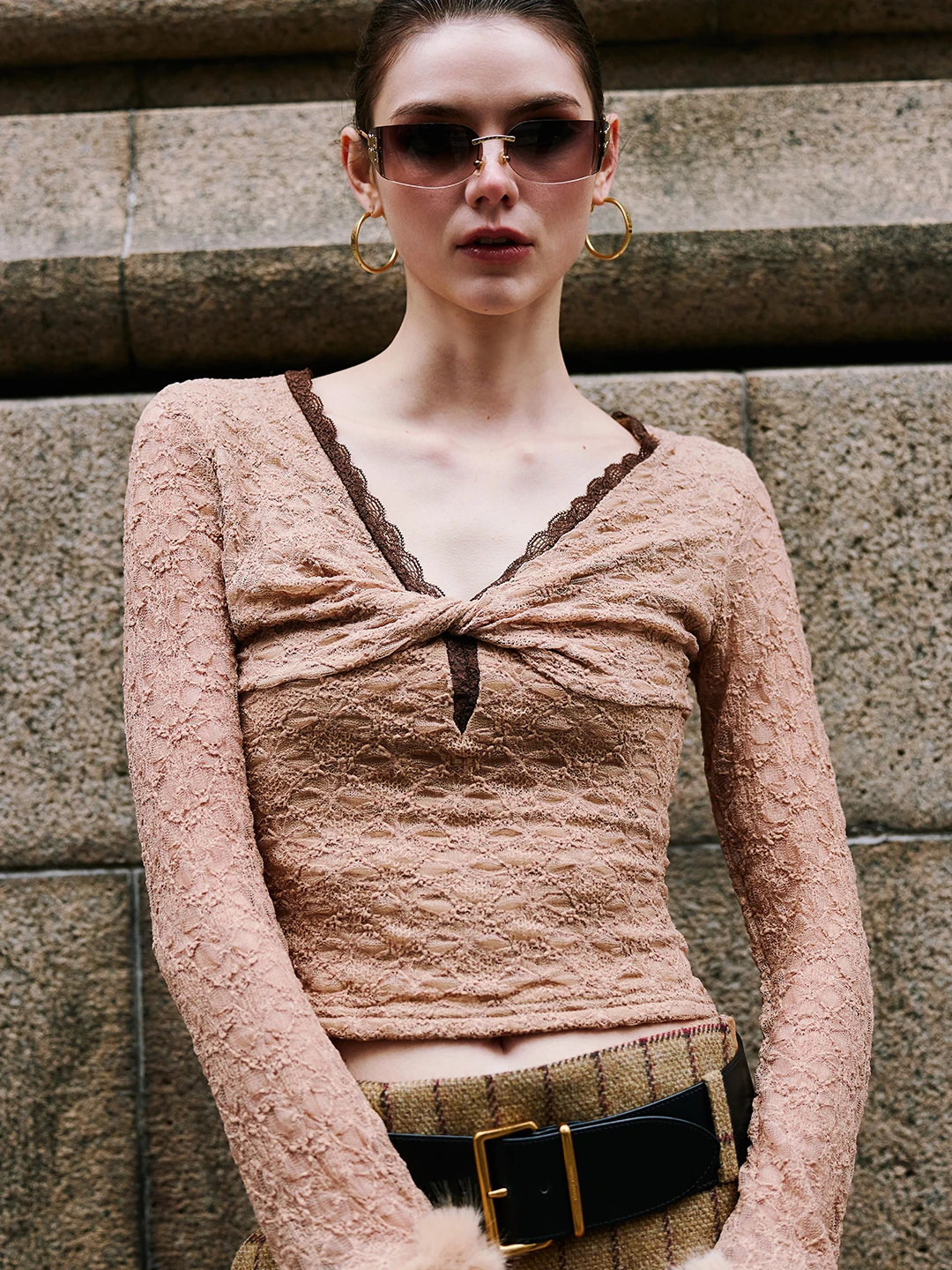 

Luna7xi Women's Lace Trim V-Ne Long Sve T-irt Slim Fit Base irt Early Spring Soft Comfortable Korean Sle Commute