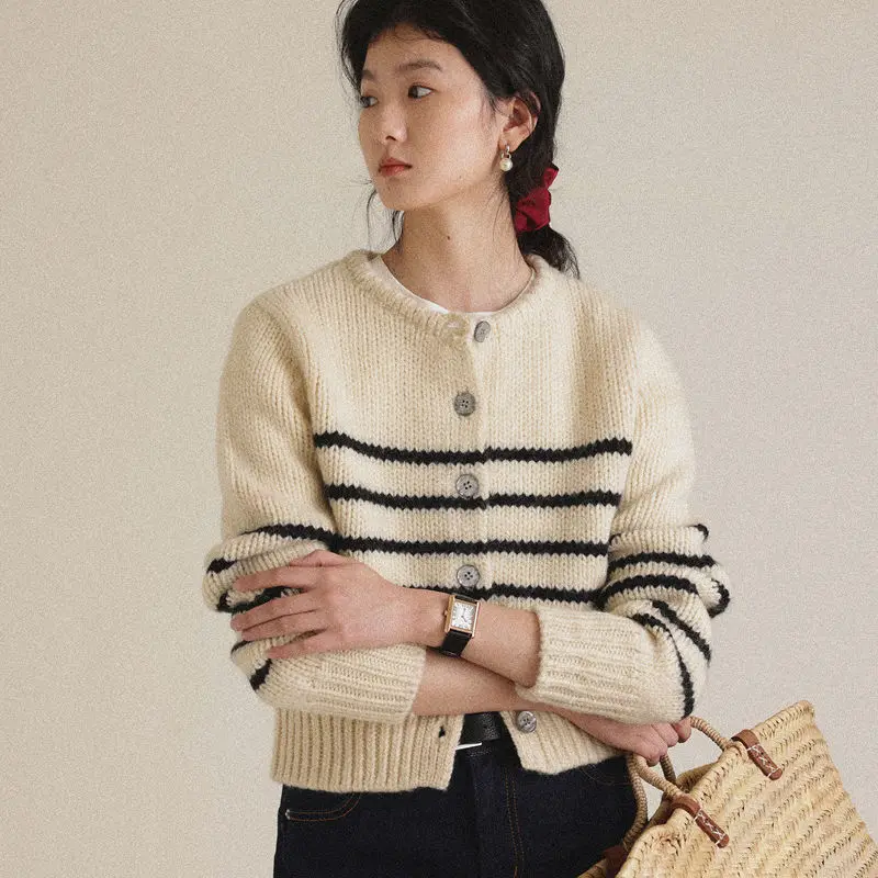 Sweater Cardigan 2023 Spring and Autumn New Long Sleeve O Neck Icelandic Hair Coarse Needle Stripe Knitted Cardigan Coat Women