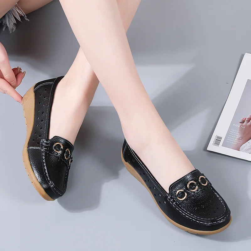 Summer Women\'s Loafer Ladies Breathable Hollow Flats Shoes Office Slip-on Moccasins Zapatos Mujer Fashion Casual Shoes Plus Size