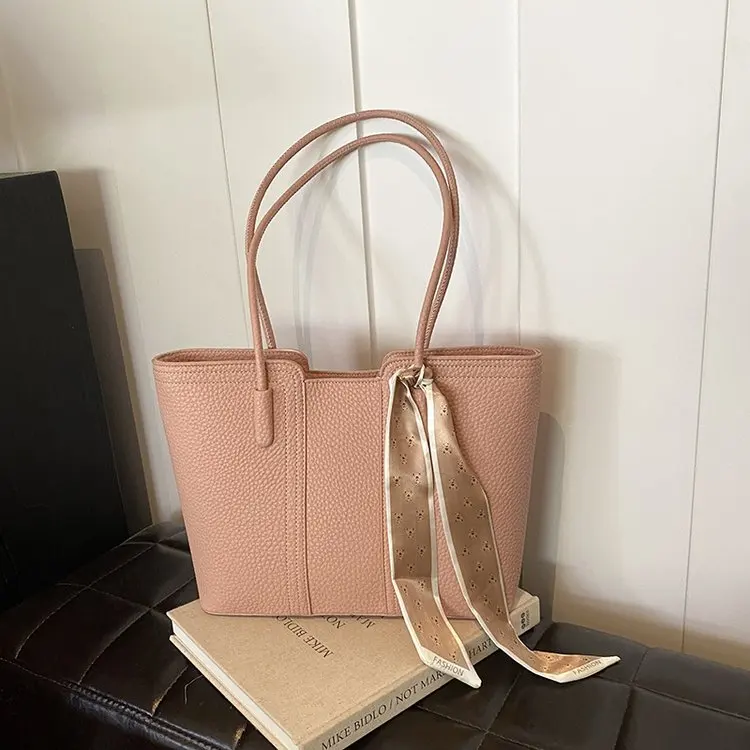 

Модная женская сумка-цепочка 2025 года: элитная стеганая сумка с ромбовидным узором, легкая роскошная универсальная сумка через плечо/кроссбоди, квадратная модель