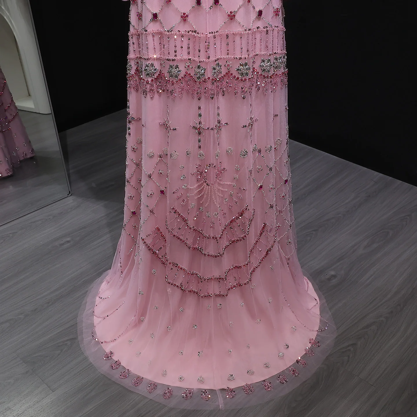 Sharon Said Abito da sera di lusso con perline rosa Manica lunga Dubai Elegante arabo Abiti da ballo per feste per le donne SS220 Personalizzato