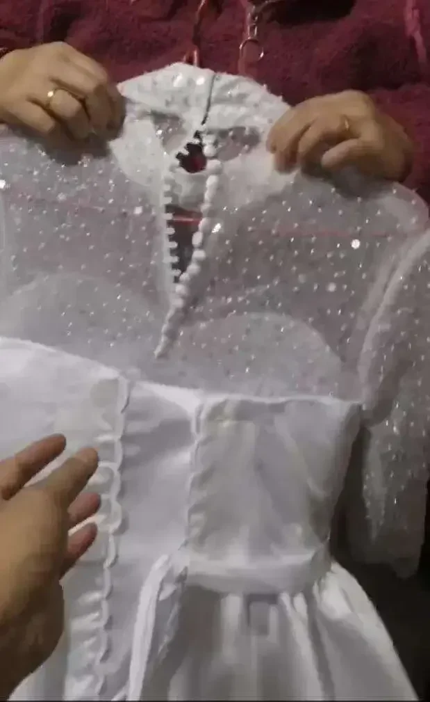 Abiti da ballo in raso con collo alto arabo personalizzato Dubai, cristalli scintillanti, perline, matrimonio a maniche lunghe taglie forti