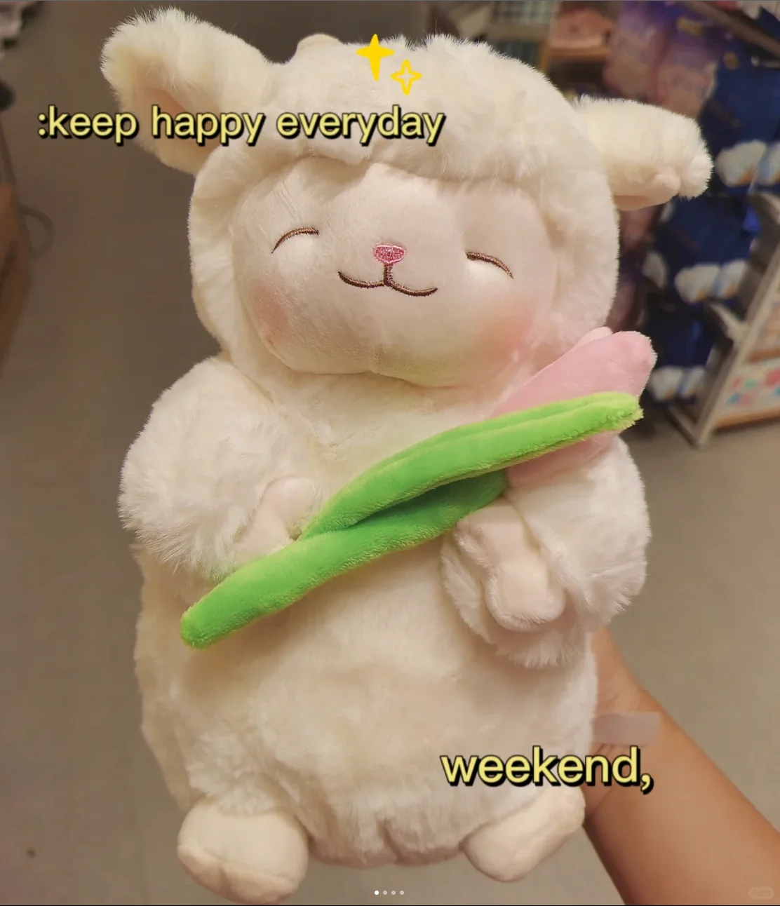 かわいい笑顔の唇の動物のぬいぐるみ、白い羊、小さなもの、柔らかい贈り物、カワイイ、誕生日、クリスマス、28cm